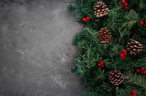 How to Make Your Own Artificial Christmas Tree for the Holidays: Tips and Ideas for a Unique and Customized Holiday Tree